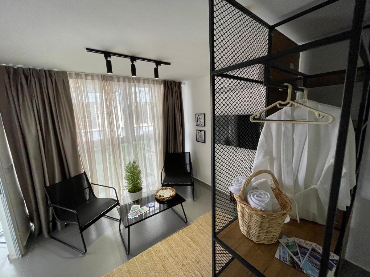 Vela Apartament 2 Sarande Exterior photo